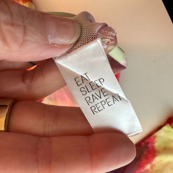 Club Exx Long Sleeve Mesh Crop and Matching Mini Skirt Tie Dye Pink Yellow Red L - Picture 8 of 13